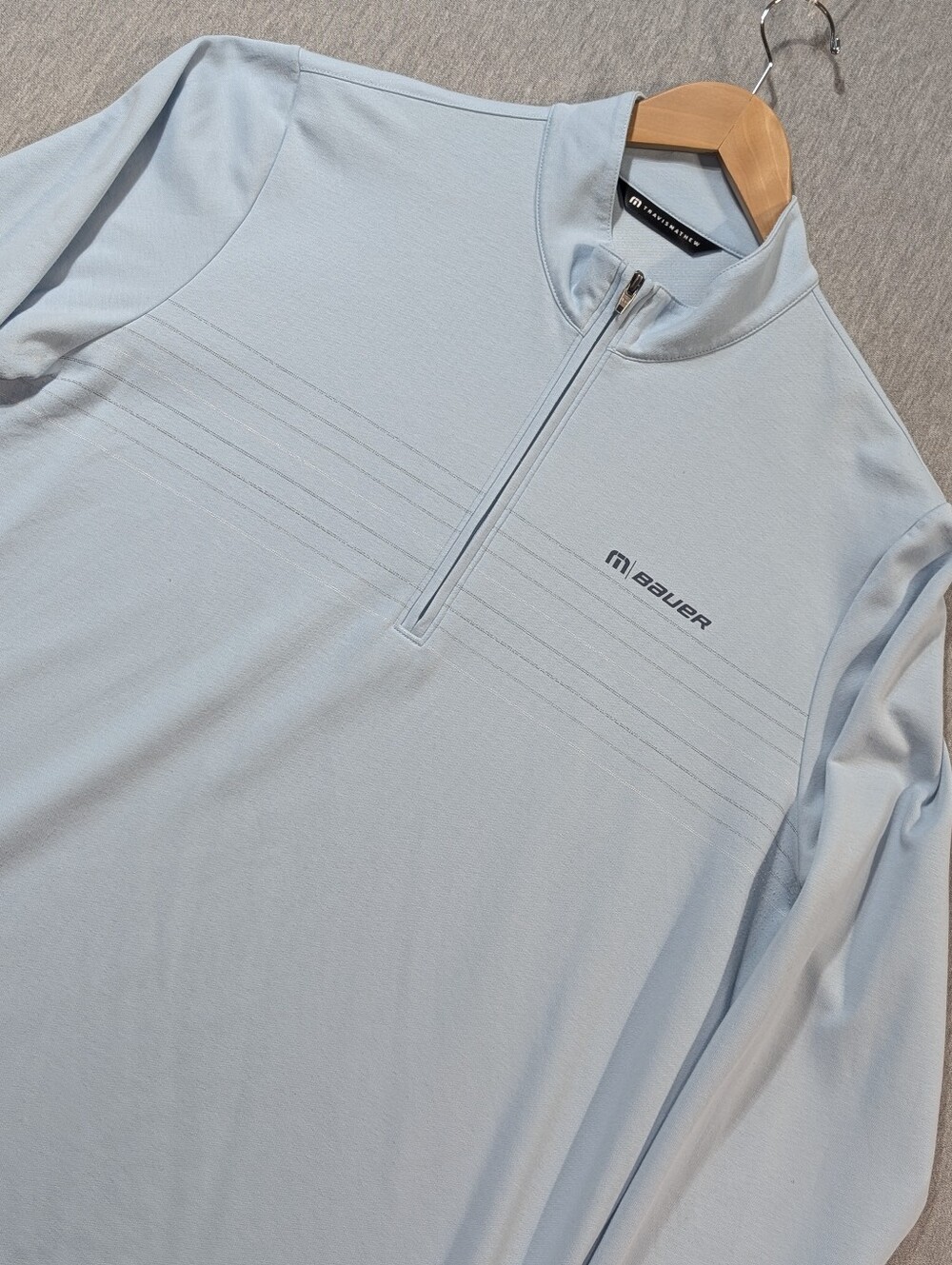 Travis Mathew Bauer 1/4 Zip Pullover Men's XL Baby Blue